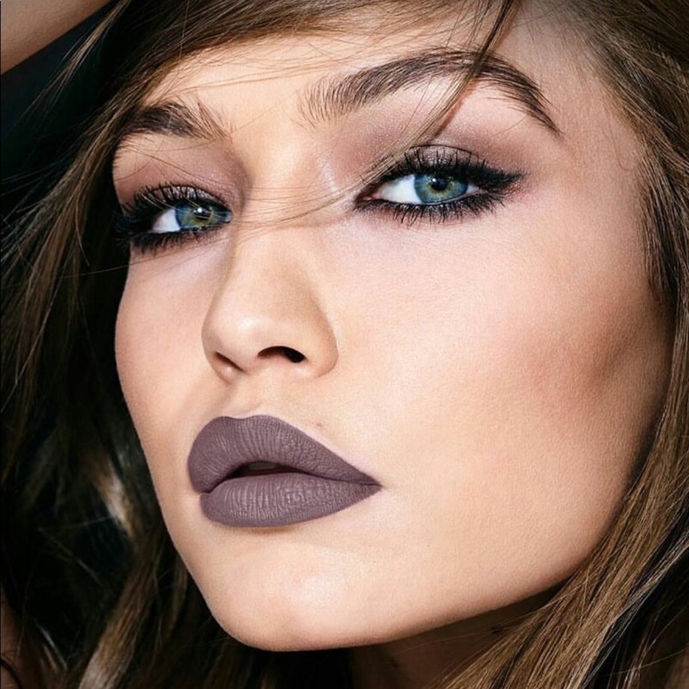 Maybelline SuperStay Matte Ink Lipstick Huntress